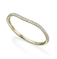 טבעת זהב עם גל עדין משובצת יהלומים